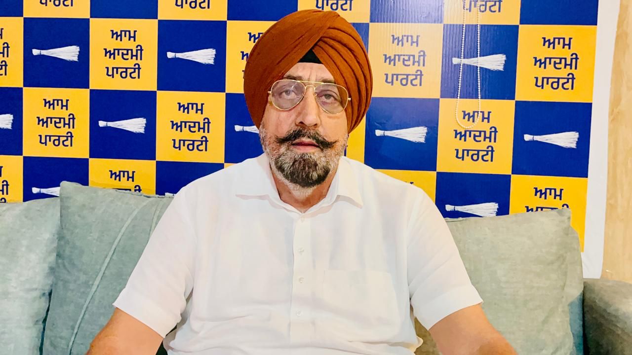 Constituency MLA Kuljit Singh Randhawa appealed for the release of 60,000 crore outstanding central funds during the Prime Minister's visit to Punjab.